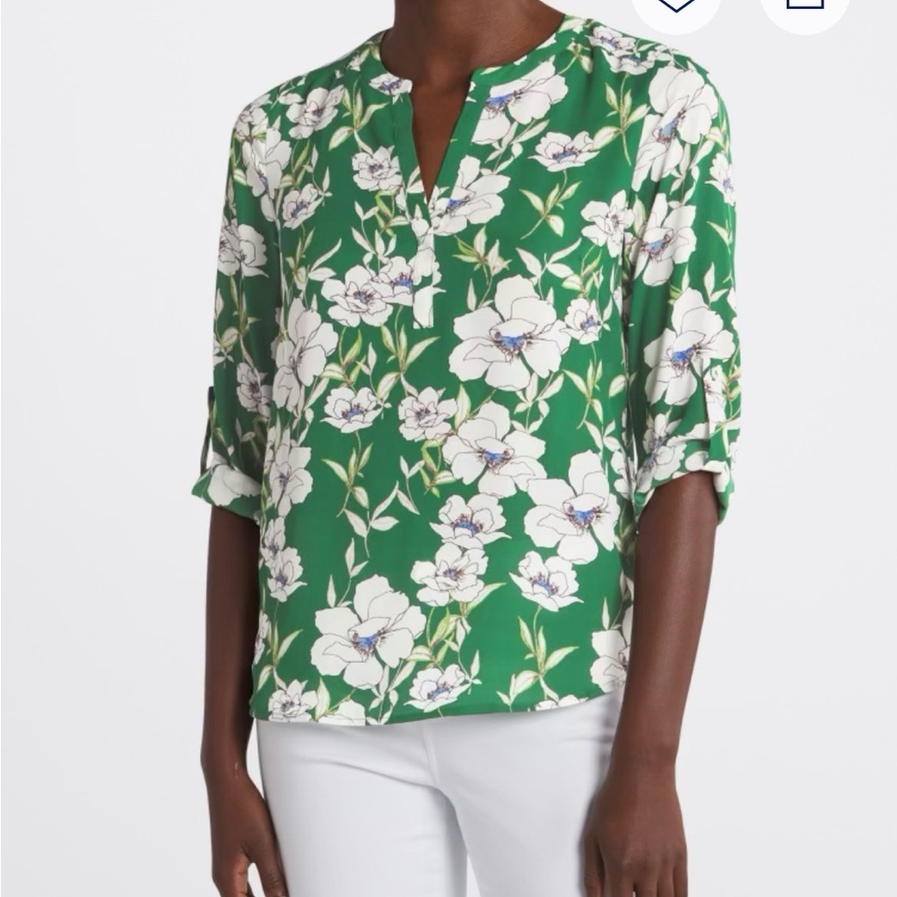 Daniel Rainn Emerald and White Floral Top size Small